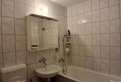 Apartament cu 2 camere semidecomandat în Lucrețiu Pătrășcanu - 1