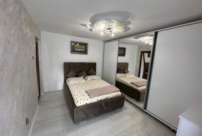 Apartament cu 3 camere decomandat în Central - 1