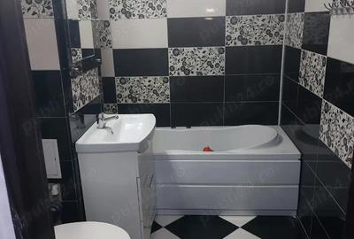 Apartament cu 3 camere decomandat în Central - 1