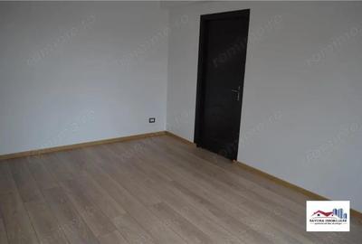 Spațiu comercial, de 45 mp, în Ultracentral - 5