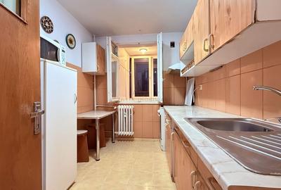 3 Camere | 9 min Metrou Titan - 7