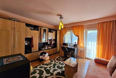 Casă cu 5 camere cu Teren 978 Mp în Central - 1
