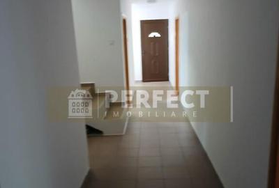 Casa str.Buna Vestire AN 2007 Pret 200.000 NEGOCIABIL - 30