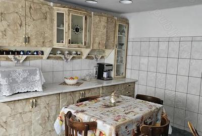 Casă cu Teren 800 Mp în Central - 2