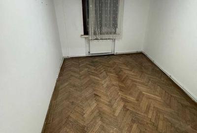 Apartament cu 3 camere decomandat în Romană - 4