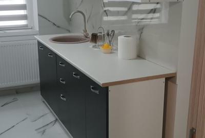 Apartament cu 2 camere decomandat în Trivale - 2