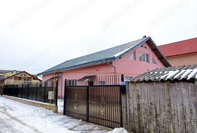 Casă cu 5 camere cu Teren 800 Mp în CFR - 5