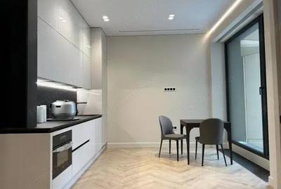 Garsonieră decomandată în Central - 2