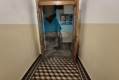 Apartament cu 4 camere decomandat în Cotroceni - 19