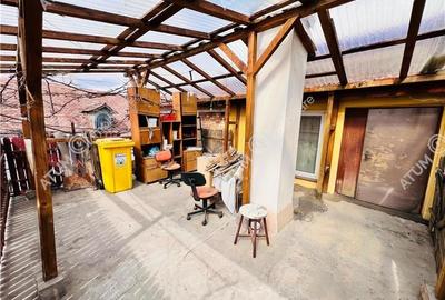 Casa de 3 camere cu pivnita si teren situata in zona Lupeni Sibiu - 19