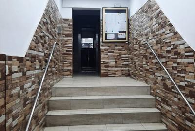 Apartament cu 3 camere semidecomandat în Rahova - 1