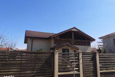 Casă cu 3 camere în Berceni