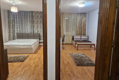Apartament cu 2 camere decomandat în 1 Mai - 2