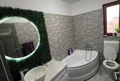 Apartament cu 3 camere în Central - 3