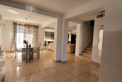 Cartier Boreal - Vila  P+ 1 -  3 camere - garaj - curte amenajata - termen lung - 32