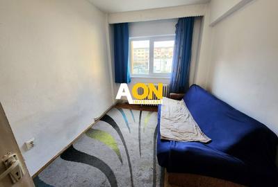Apartament cu 3 camere decomandat, mobilat în Cetate - 3