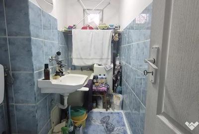 Apartament cu 2 camere nedecomandat în Central