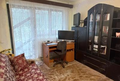 Vand apartament 2 camere Gaesti - 4