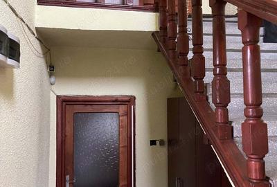 Casă cu 6 camere cu Teren 5000 Mp în Miroslăvești - 3