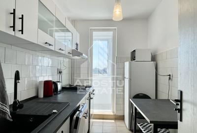 Apartament cu trei camere decomandat Bd. Cetatii - 4