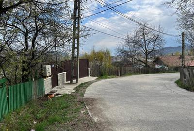 Breaza - str.Plaiului, Coasta Berzei nr.54, teren 1400 mp - 1