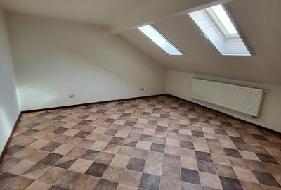 Casă cu 5 camere cu Teren 260 Mp în Tunari - 13