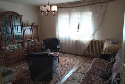 Apartament cu 3 camere decomandat în Central - 10