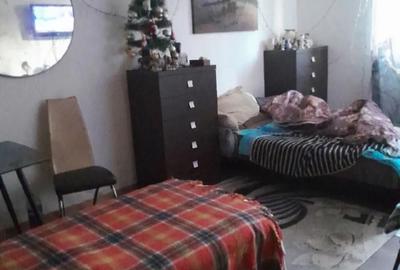 Casă cu Teren 1800 Mp în Rădoiești - 5