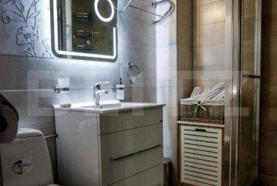 Apartament cu 3 camere decomandat în Central - 2