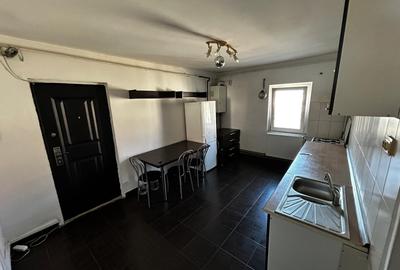 Apartament cu 2 camere semidecomandat, mobilat în Bucovina - 1