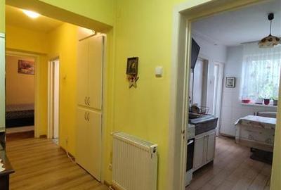 Apartament cu 2 camere decomandat în Central - 3