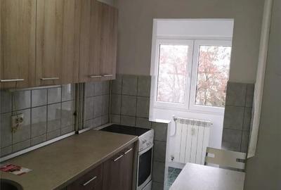 1 camera in zona Garii - 3