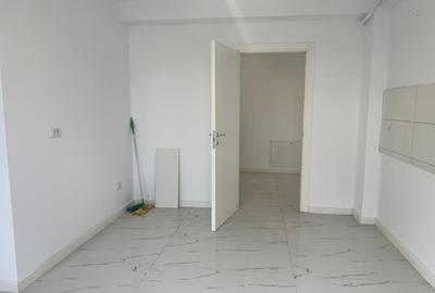 Apartament cu 3 camere decomandat în Tătărași - 3