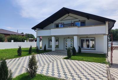 Casă individuală cu 5 camere cu Teren 1100 Mp în Central - 1