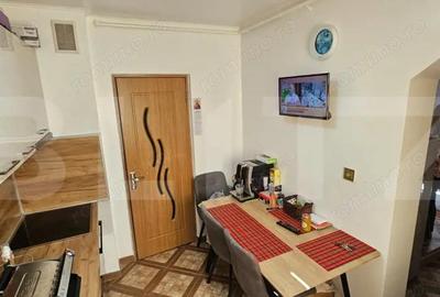 Apartament cu 2 camere decomandat în Central - 2