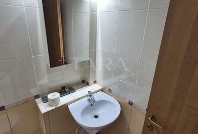 Apartament 3 camere de închiriat, zona Titulescu - 8