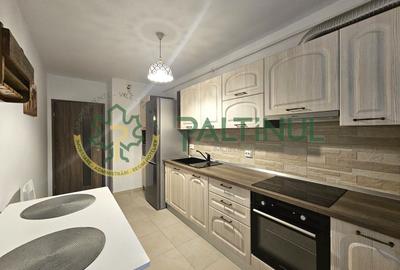 Apartament cu 3 camere decomandat în Șelimbăr - 8