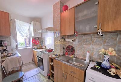 Apartament 3 camere | 54 mpu | zona Mehedinti Manastur - 3