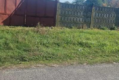 Teren de 2290 mp, în Susani - 3
