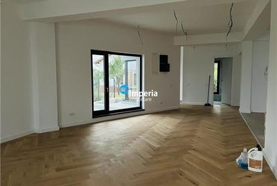 Persoana fizica de vanzare doua VILE DE LUX cu vedere la lac CORBEANCA - 8