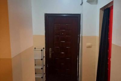 Garsonieră semidecomandată în Universitate - 2