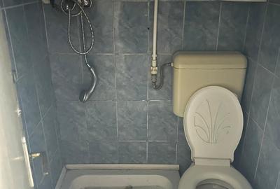 Garsonieră semidecomandată în Apărătorii Patriei