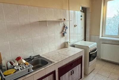Apartament cu 2 camere decomandat în Cartierul Traian - 8