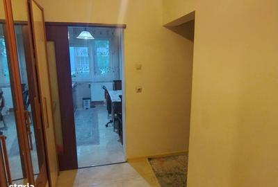 Apartament cu 2 camere decomandat în Titan - 1