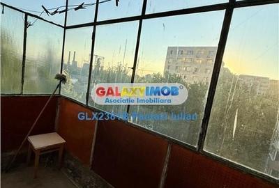 Apartament cu 3 camere semidecomandat în Titan