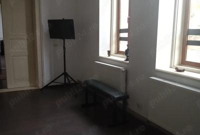 Casă cu 6 camere cu Teren 298 Mp în Corabia - 6