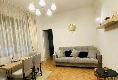 Apartament cu 2 camere semidecomandat în Cișmigiu