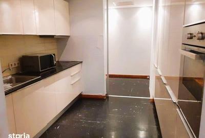 Apartament cu 3 camere decomandat, mobilat în Băneasa