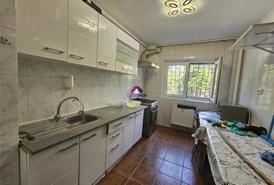 Apartament 4 camere de inchiriat Teiul Doamnei, Sector 2 (Marian) - 1