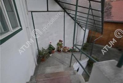 Casa spatioasa cu 3 camere si gradina de 200mp in centru istoric Sibiu Casa spatioasa cu 3 camere si gradina de 200mp in centru istoric Sibiu - 21